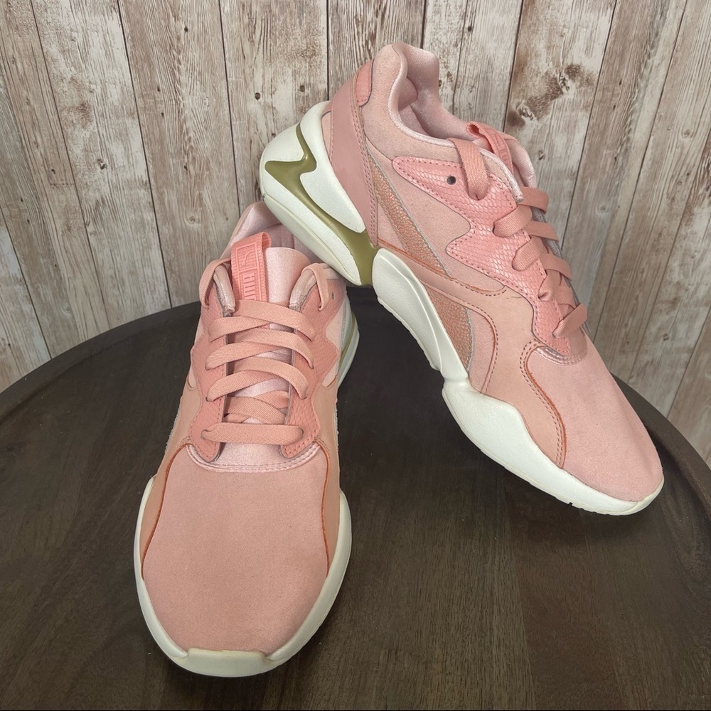 PUMA Nova Pastel Grunge Peach Bud Sneaker Size 8.5 Women